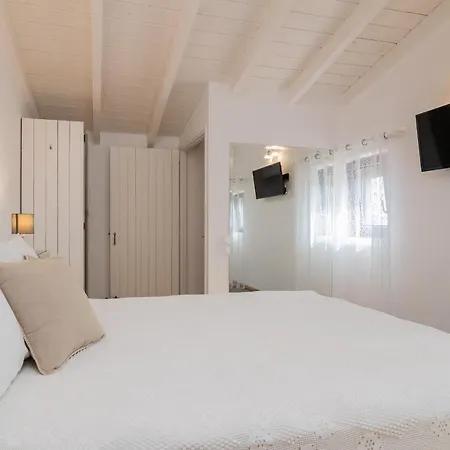 Daniela - Private Pool And Serene Location, By Zantewize 빌라 Koríthion