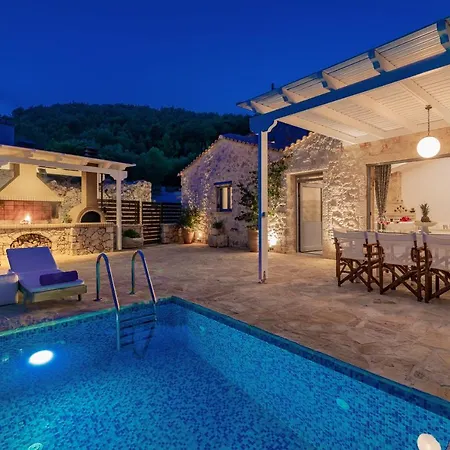 빌라 Daniela - Private Pool And Serene Location, By Zantewize *