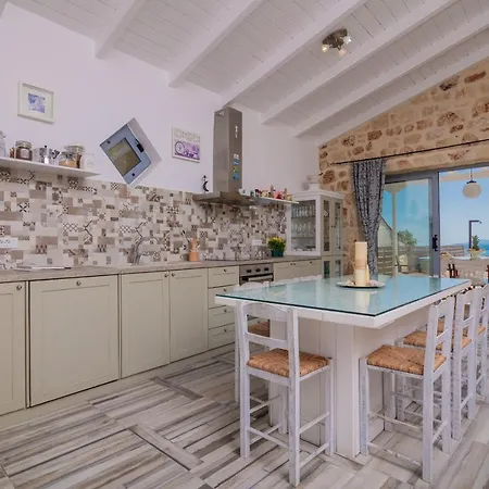 Daniela - Private Pool And Serene Location, By Zantewize Villa Koríthion