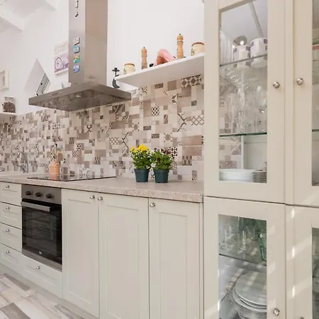 Daniela - Private Pool And Serene Location, By Zantewize Villa *