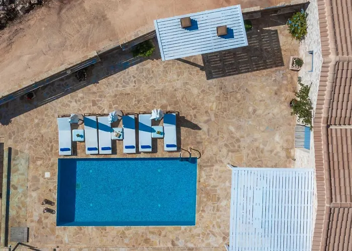 Daniela - Private Pool And Serene Location, By Zantewize Вилла Коритион