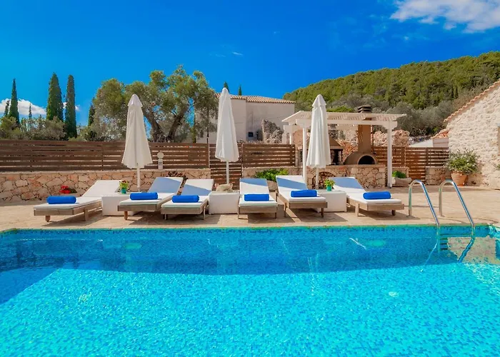 فيلة Daniela - Private Pool And Serene Location, By Zantewize Koríthion